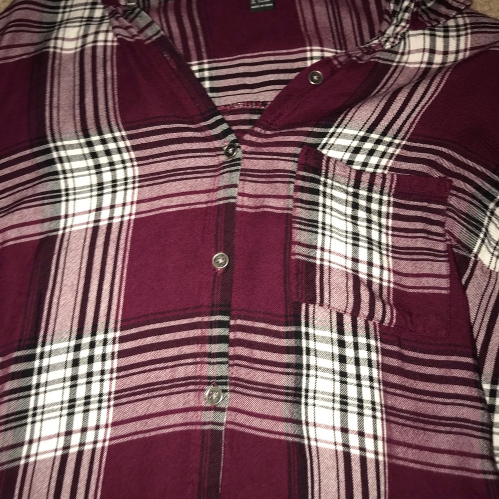 Long sleeve flannel - Picture 2 of 4